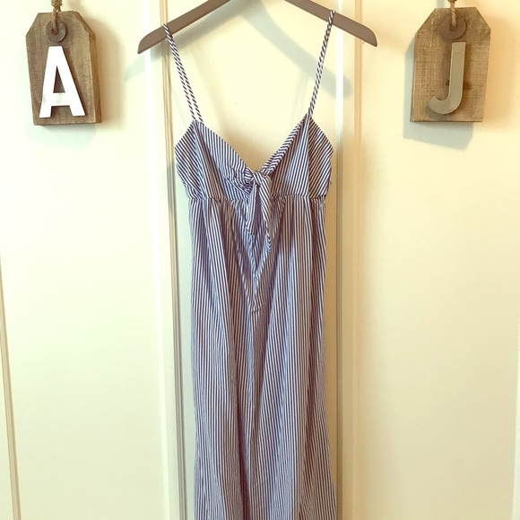 Velvet Torch Dresses & Skirts - ✨NWOT Mid Dress Pin Striped✨